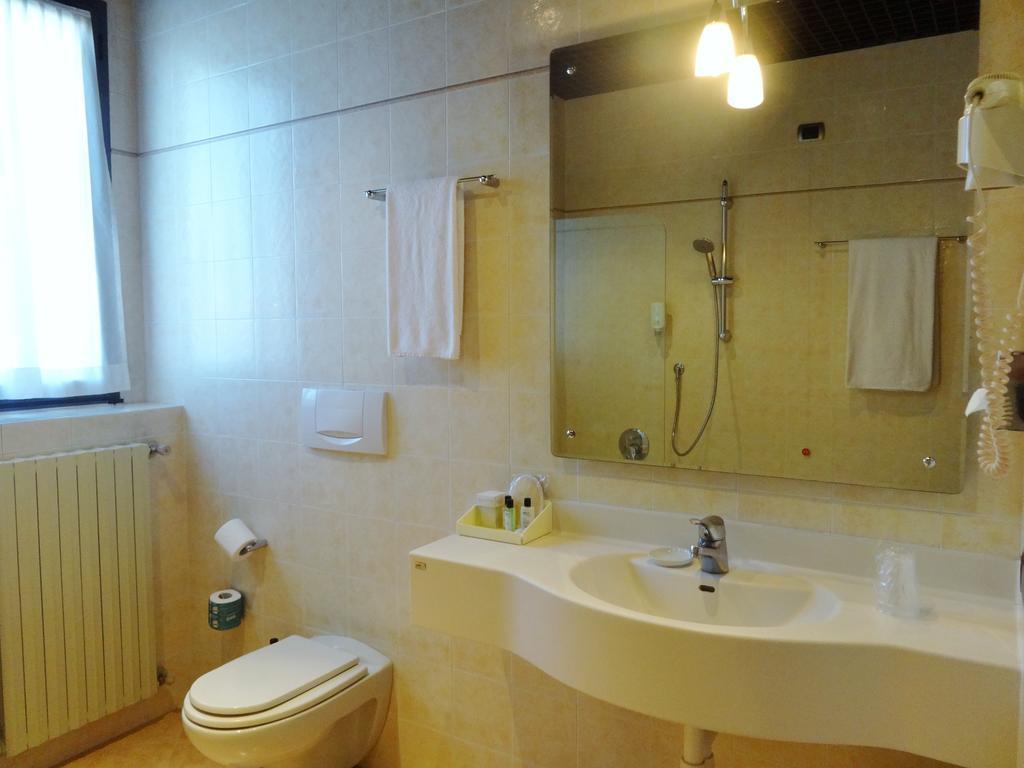 Hotel Excelsior 마젠타 외부 사진